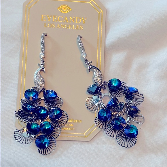 eye candy Jewelry - NWT Spectacular Blue and Silver Peacock Earrings